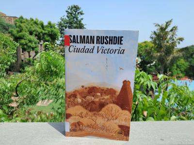 Libros: ¨Ciudad Victoria¨ -Salman Rushdie-.