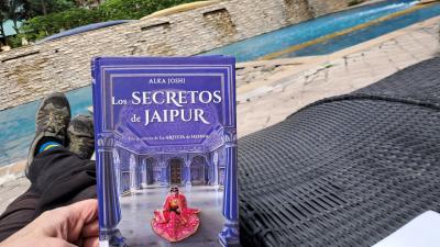 Libro -  ¨Los secretos de Jaipur¨ de Alka Joshi.
