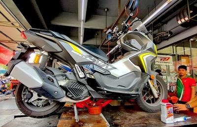 2024 Honda ADV 160, mi nueva montura en KL. 15 de julio de 2025.