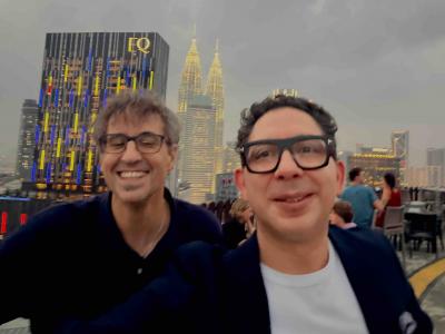 Quedada con Luis en KL  Jueves, 13 de agosto de 2026